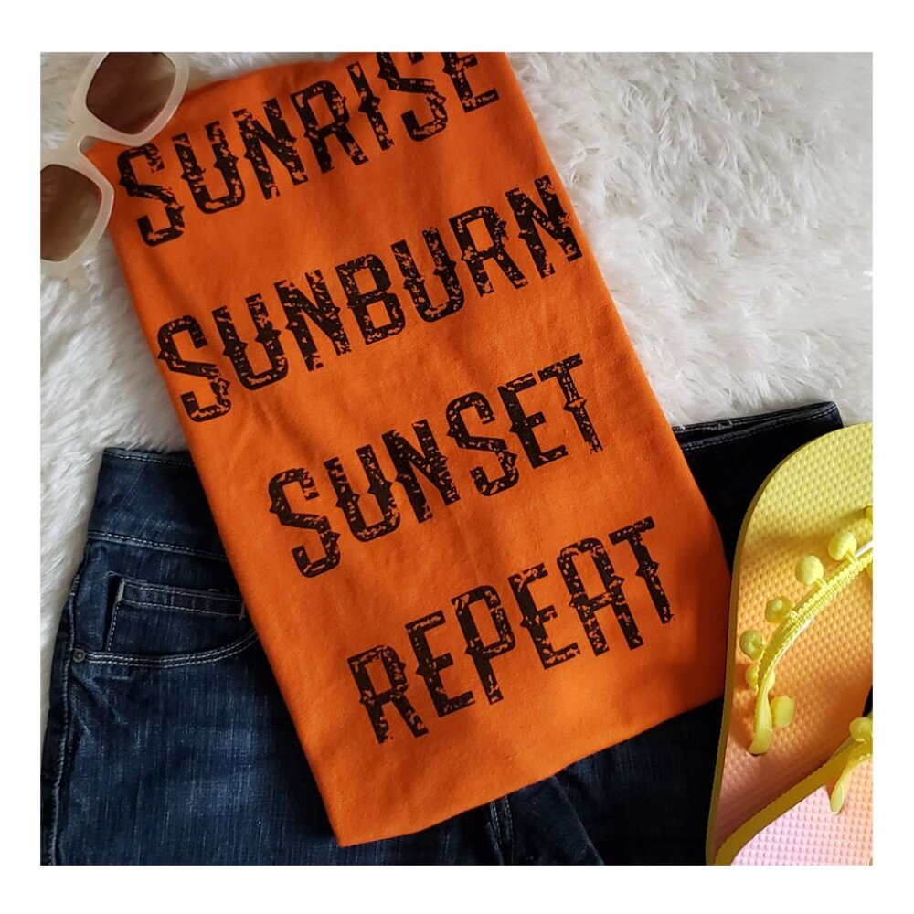Sunrise Sunburn Sunset Repeat Sleeveless Tank Shirt Size Small